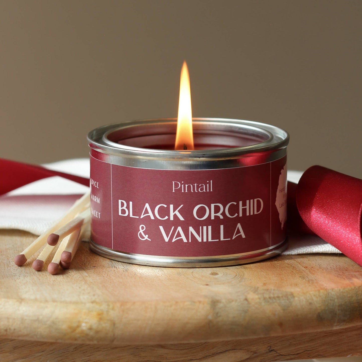 Black Orchid and Vanilla Pintail Paint Pot Candle