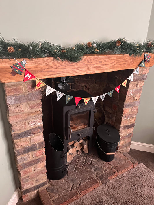 Merry Christmas Bunting With Tree