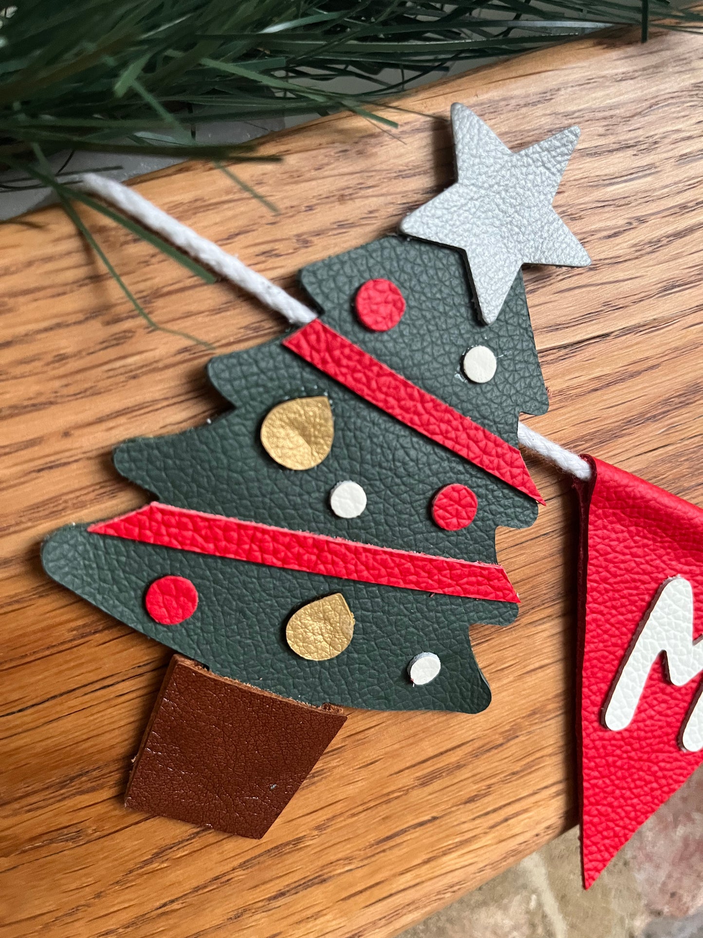 Merry Christmas Bunting With Tree