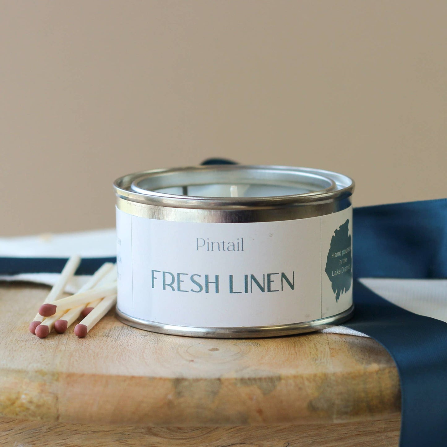 Fresh Linen Pintail Paint Pot Candle