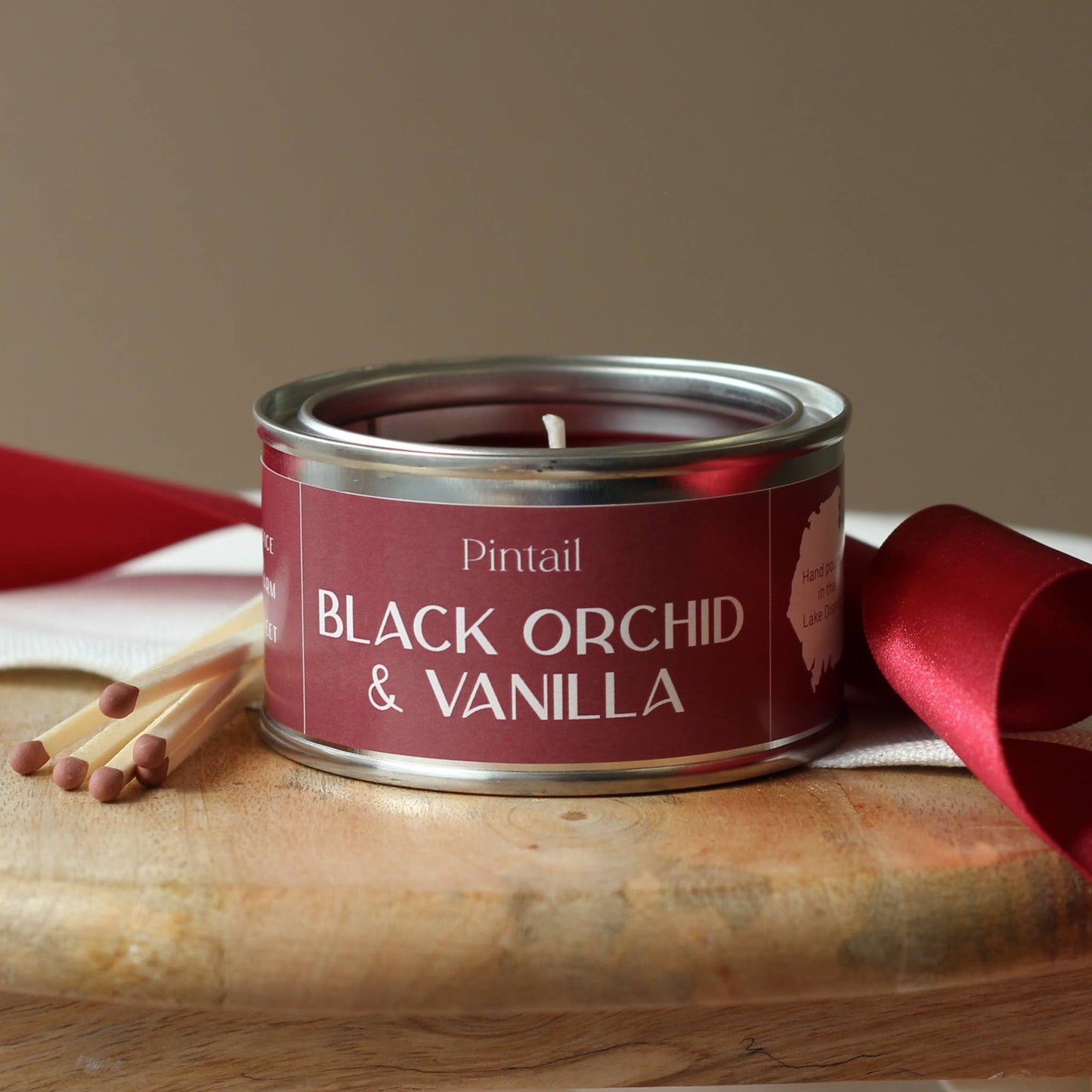 Black Orchid and Vanilla Pintail Paint Pot Candle